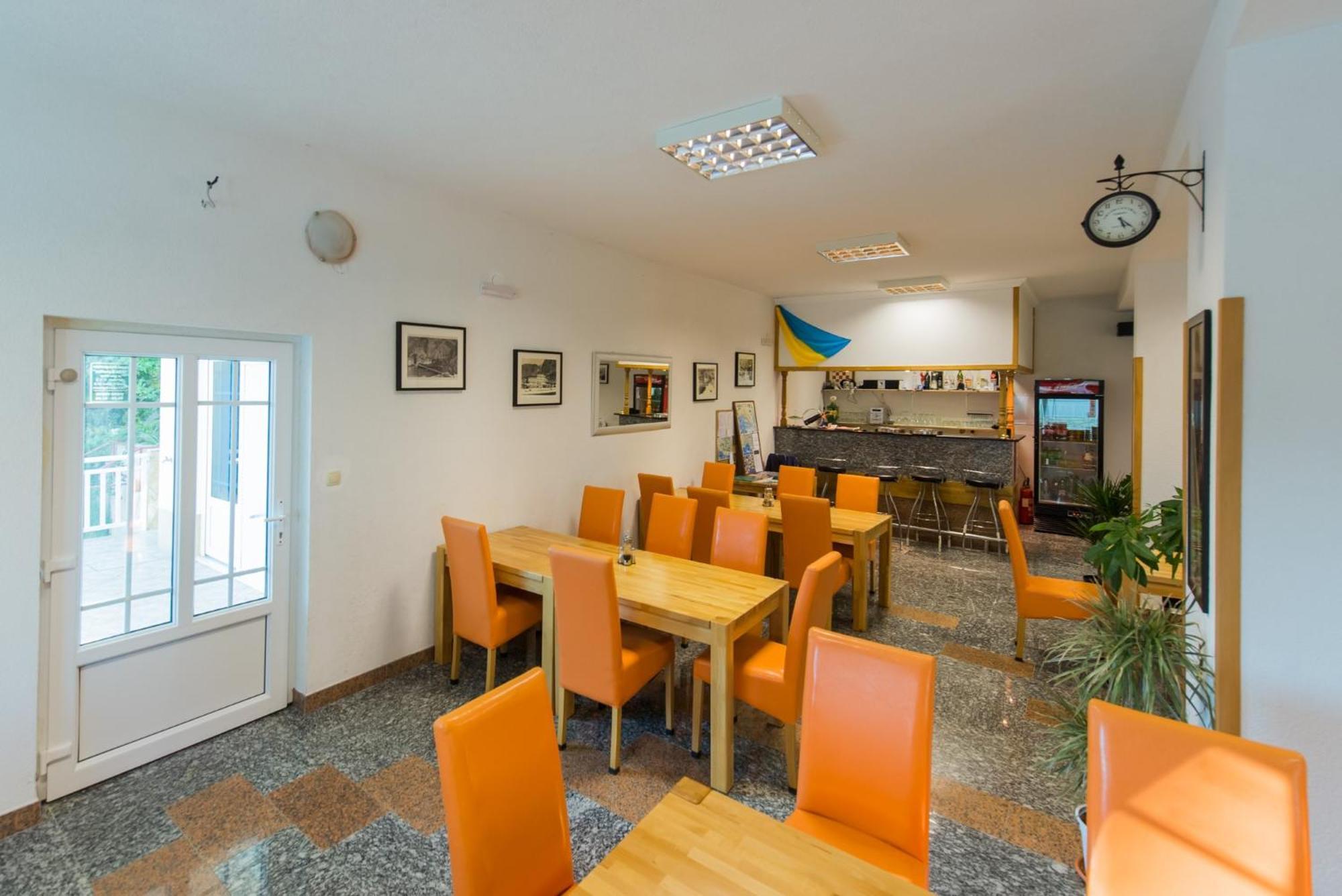 Bed And Breakfast Pero 3 Min Walk To The Beach Lokva Rogoznica Exterior foto
